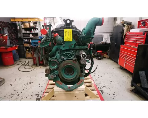 VOLVO D11H Engine Assembly