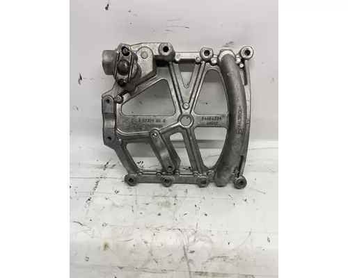 VOLVO D11H Engine Oil & Fuel Manifold