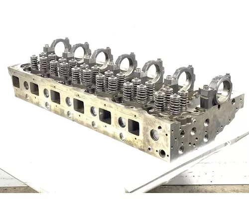 VOLVO D11 Cylinder Head