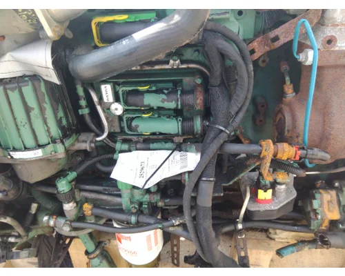VOLVO D11 ENGINE CONTROL MODULE (ECM)