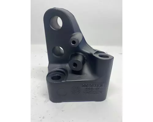VOLVO D11 Engine Mounts
