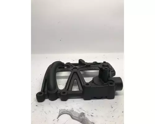VOLVO D11 Engine Oil & Fuel Manifold