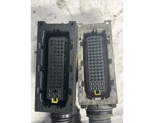 VOLVO D11 Engine Wiring Harness