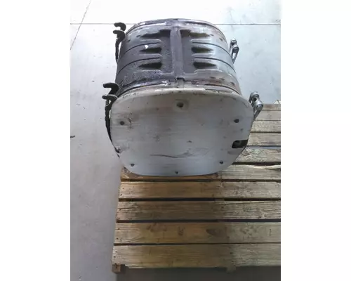 VOLVO D11 SCR ASSEMBLY (SELECTIVE CATALYTIC REDUCTION)