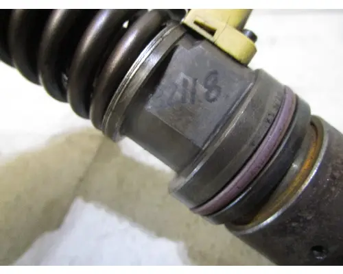 VOLVO D12_20547351 Fuel Injector