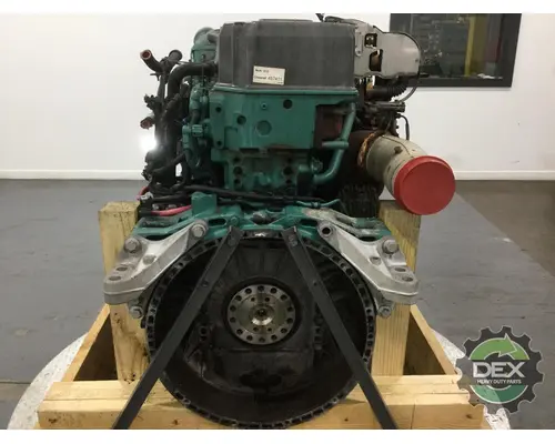 VOLVO D12D Engine Assembly