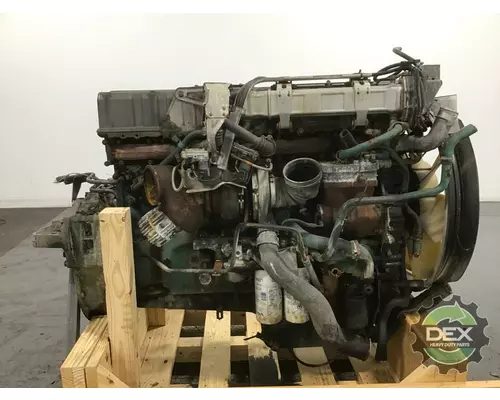 VOLVO D12D Engine Assembly