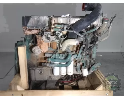 VOLVO D12D Engine Assembly
