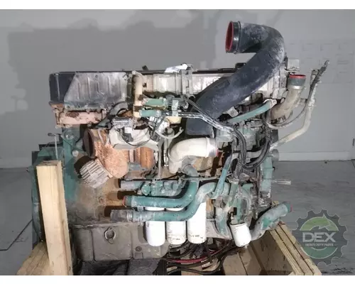 VOLVO D12D Engine Assembly
