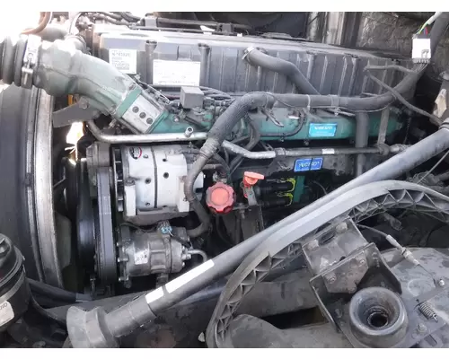 VOLVO D12 Air Conditioner Compressor