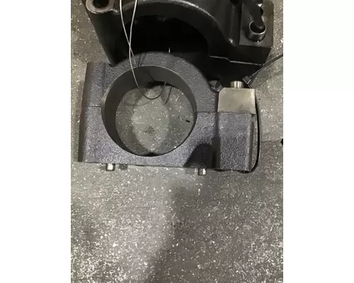 VOLVO D12 Camshaft Housing
