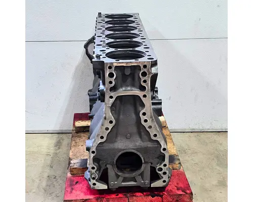VOLVO D12 Cylinder Block