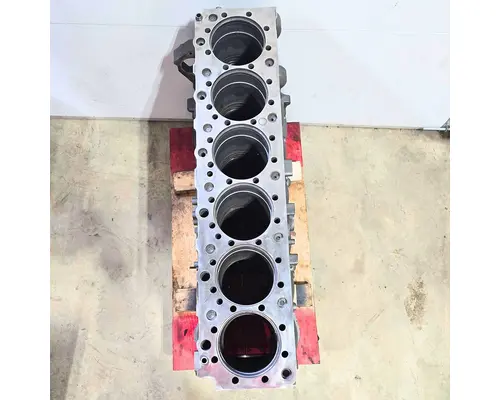 VOLVO D12 Cylinder Block