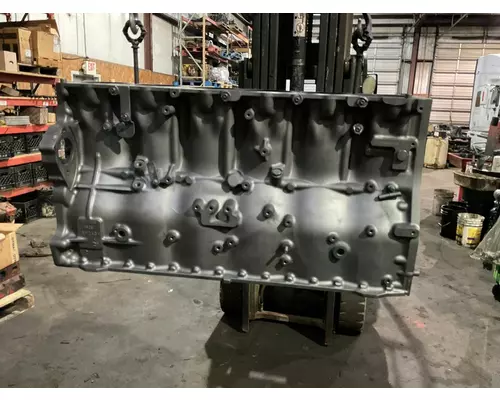 VOLVO D12 Cylinder Block