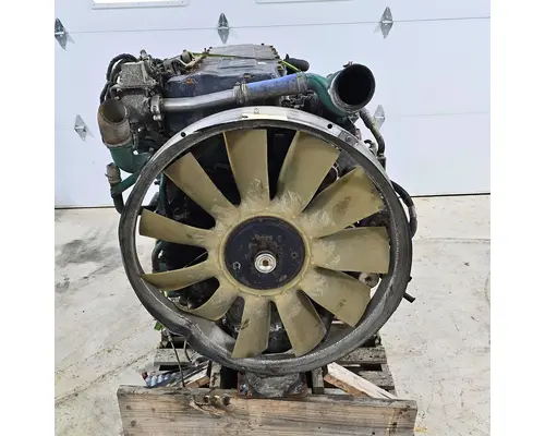 VOLVO D12 Engine Assembly