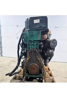 VOLVO D12 Engine Assembly