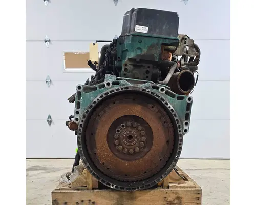 VOLVO D12 Engine Assembly
