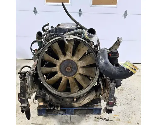 VOLVO D12 Engine Assembly