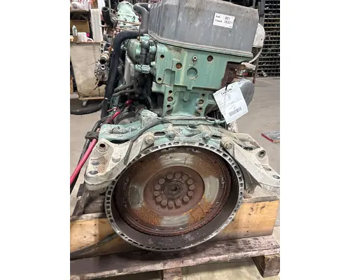 VOLVO D12 Engine Assembly