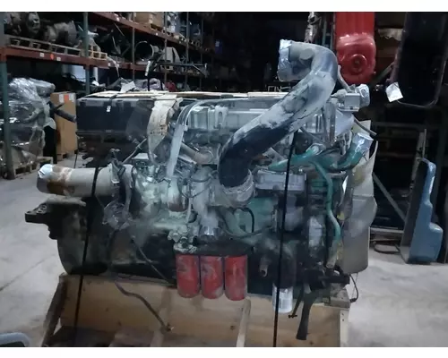 VOLVO D12 Engine Assembly