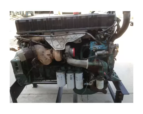 VOLVO D12 Engine Assembly