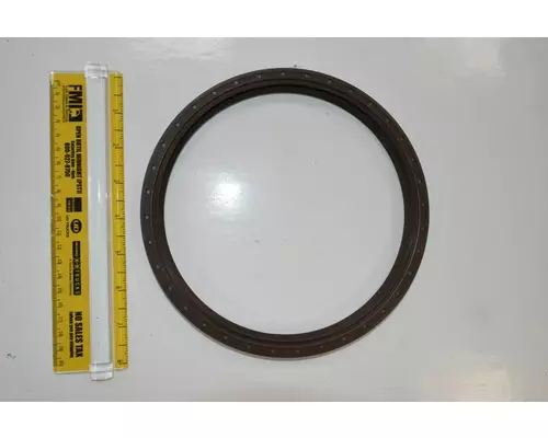 VOLVO D12 Engine Gaskets & Seals