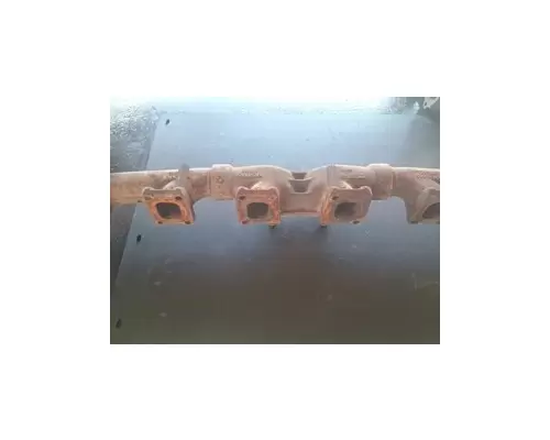 VOLVO D12 Exhaust Manifold