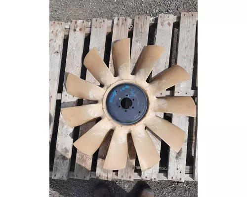 VOLVO D12 FAN COOLING