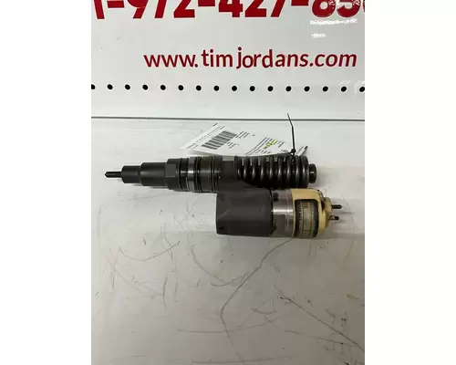 VOLVO D12 Fuel Injector