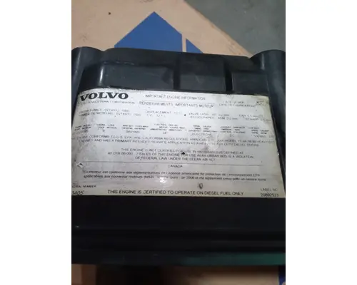 VOLVO D12 Valve Cover