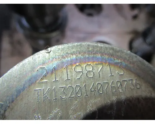 VOLVO D13_21198713 Camshaft