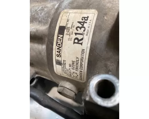 VOLVO D13 SCR Air Conditioner Compressor