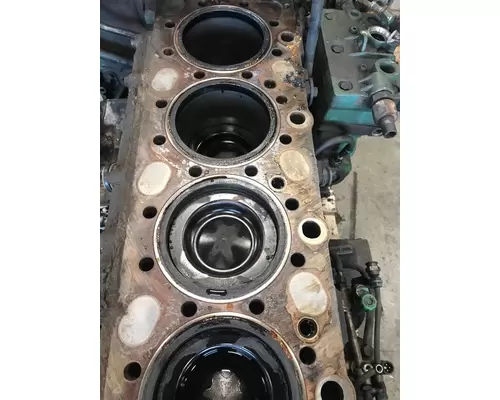 VOLVO D13 SCR Cylinder Block