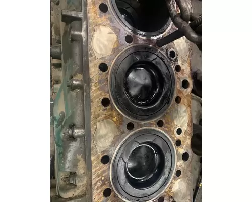 VOLVO D13 SCR Cylinder Block