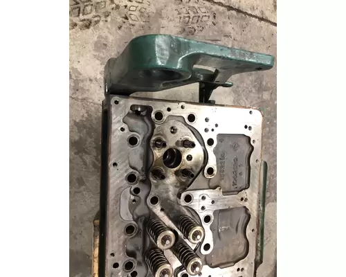 VOLVO D13 SCR Cylinder Head