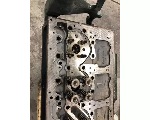 VOLVO D13 SCR Cylinder Head