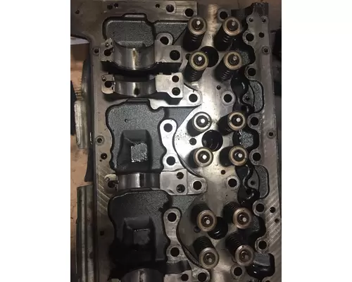 VOLVO D13 SCR Cylinder Head