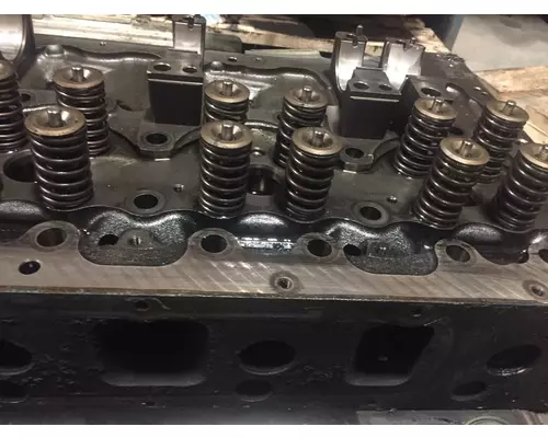 VOLVO D13 SCR Cylinder Head