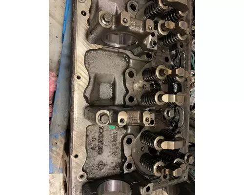 VOLVO D13 SCR Cylinder Head