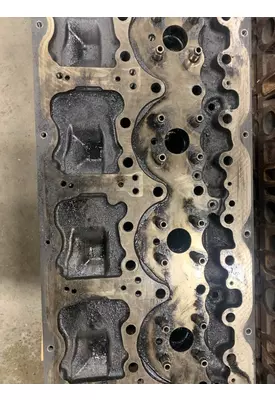 VOLVO D13 SCR Cylinder Head