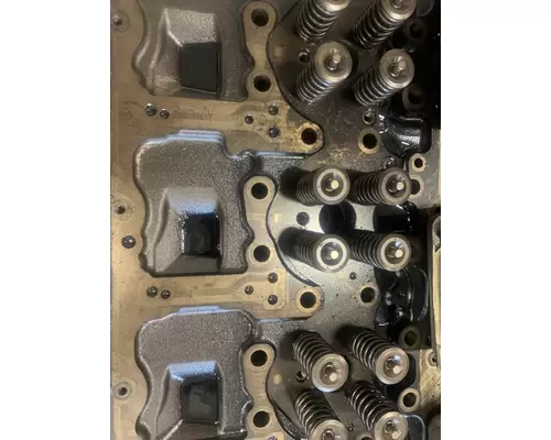 VOLVO D13 SCR Cylinder Head