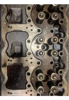 VOLVO D13 SCR Cylinder Head