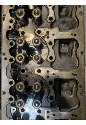 VOLVO D13 SCR Cylinder Head