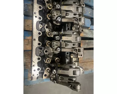 VOLVO D13 SCR Cylinder Head