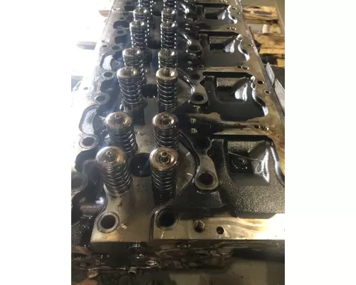 VOLVO D13 SCR Cylinder Head