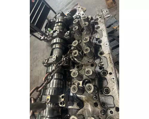 VOLVO D13 SCR Cylinder Head