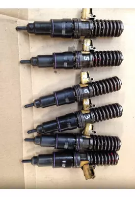 VOLVO D13 SCR Fuel Injector