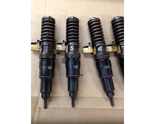 VOLVO D13 SCR Fuel Injector