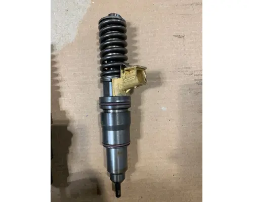 VOLVO D13 SCR Fuel Injector
