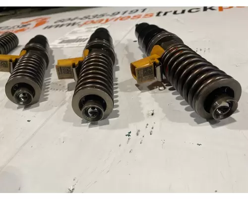 VOLVO D13 SCR Fuel Injector